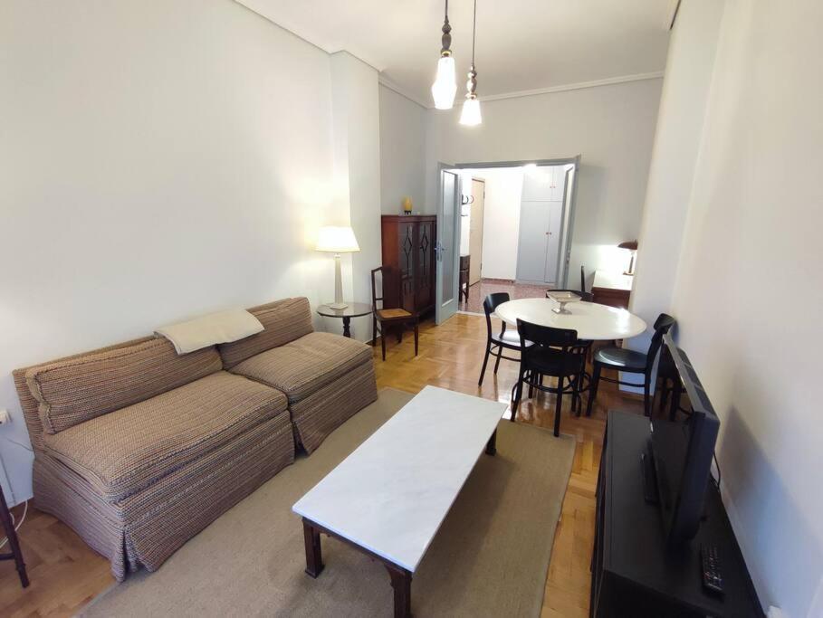 Volos Center, St Nicholas Square, Xenios Luaran gambar